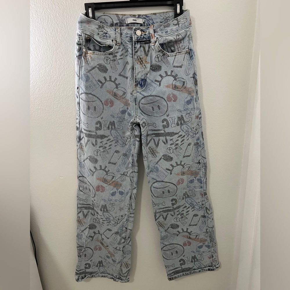 Adika Graphic Jeans